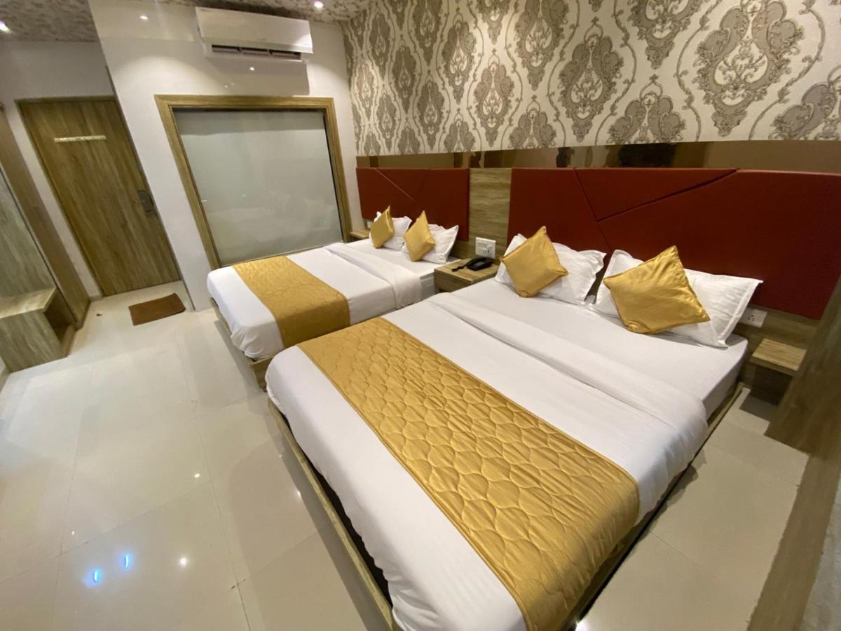 Hotel Bkc Crown - Near Trade Centre, Visa Consulate มุมไบ ภายนอก รูปภาพ