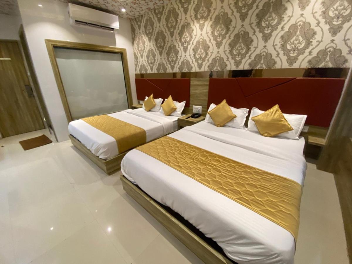 Hotel Bkc Crown - Near Trade Centre, Visa Consulate มุมไบ ภายนอก รูปภาพ