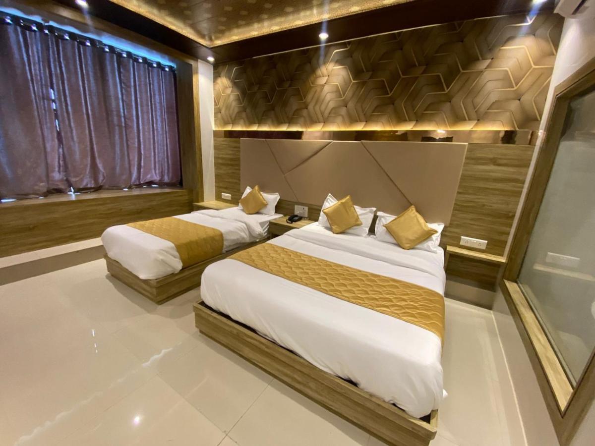 Hotel Bkc Crown - Near Trade Centre, Visa Consulate มุมไบ ภายนอก รูปภาพ